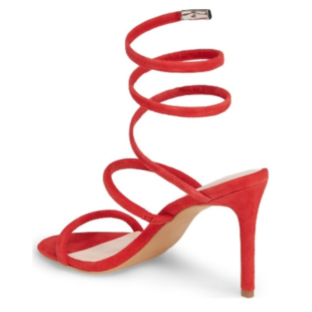 Sultry Red Avec Les Filles Heels - Picture 2 of 6